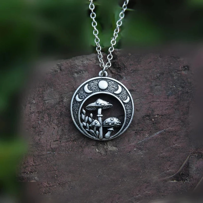 Witchy Forrest Nature Mushroom Necklace Gothic Jewellery