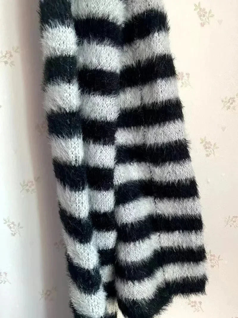 Women's Skull Sweater